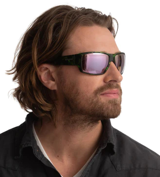 P-24942_Bajio_Vega_Polarized_Glasses_Example_ Frame Example Vega