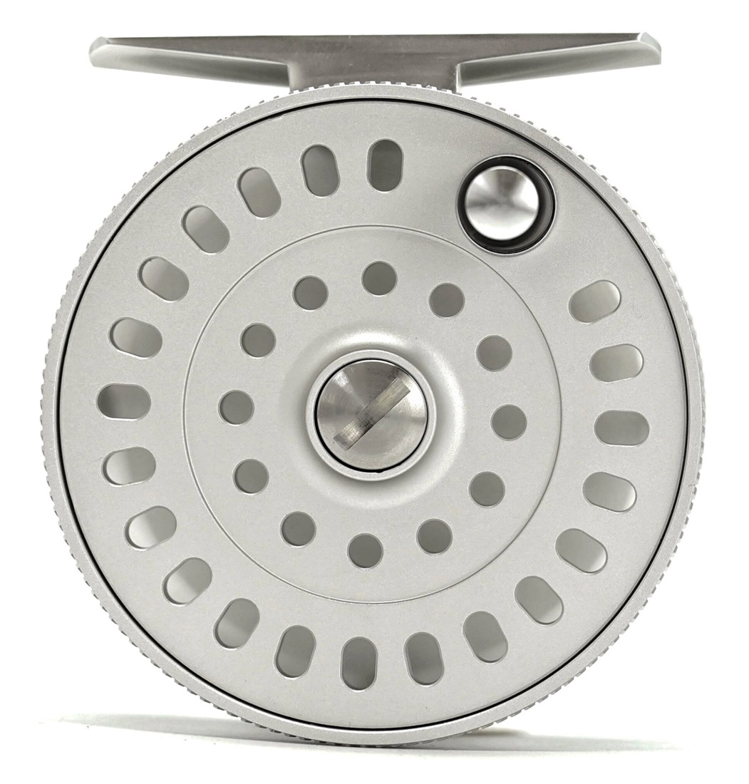 Iwana_Minami_Fliegenrolle_silber_4