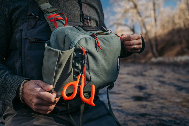 Umpqua_Northfork_Sling_Pack_Lifestyle_1