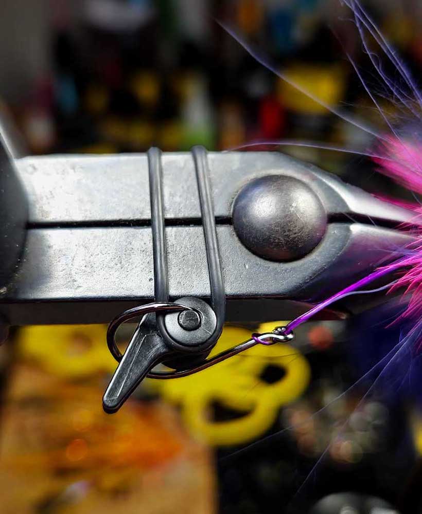 Loon_Hook_Holder_Hakenose_1