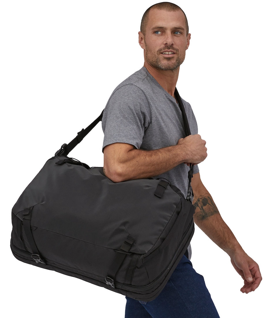 P-25903_Patagonia_Black_Hole_MLC_Tasche_BLK_7