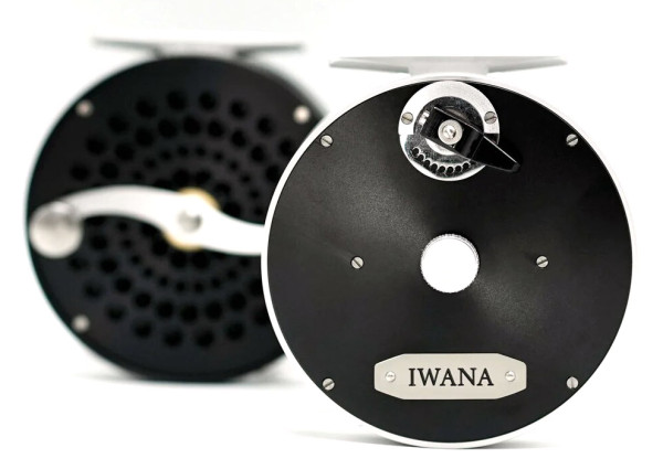 Iwana Salmon Series Fly Reel black & silver
