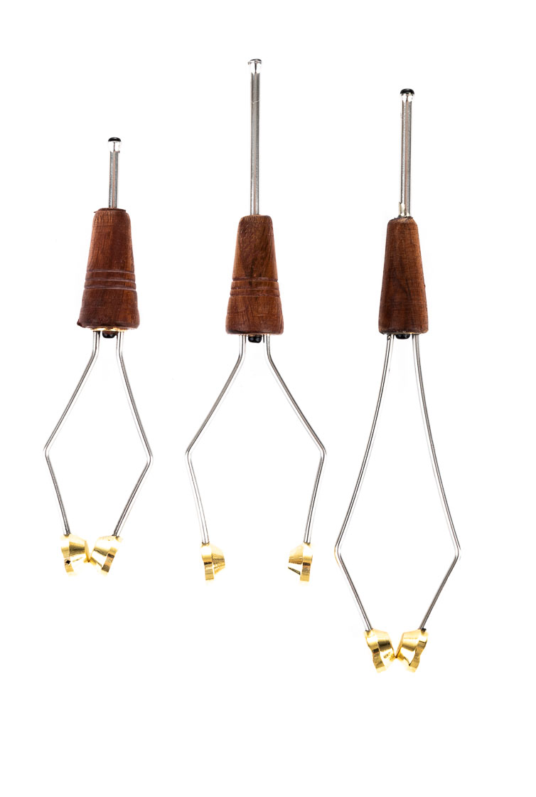 ceramic bobbin holder