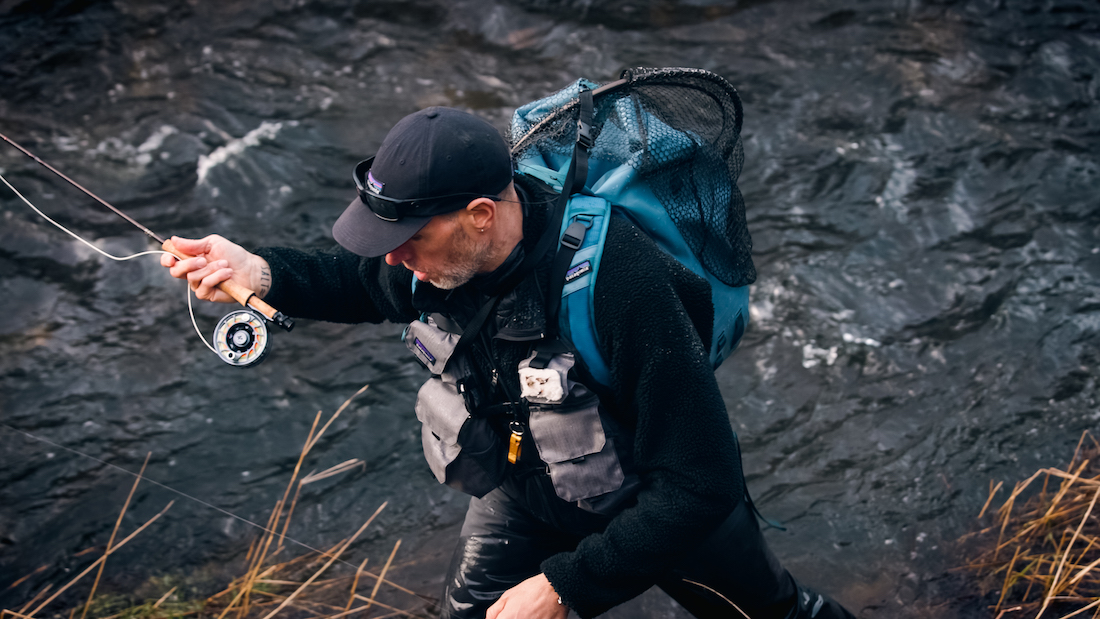 Patagonia fishing vest shop backpack