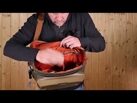  Simms Headwaters Sling Pack Water-Resistant Bag Hickory